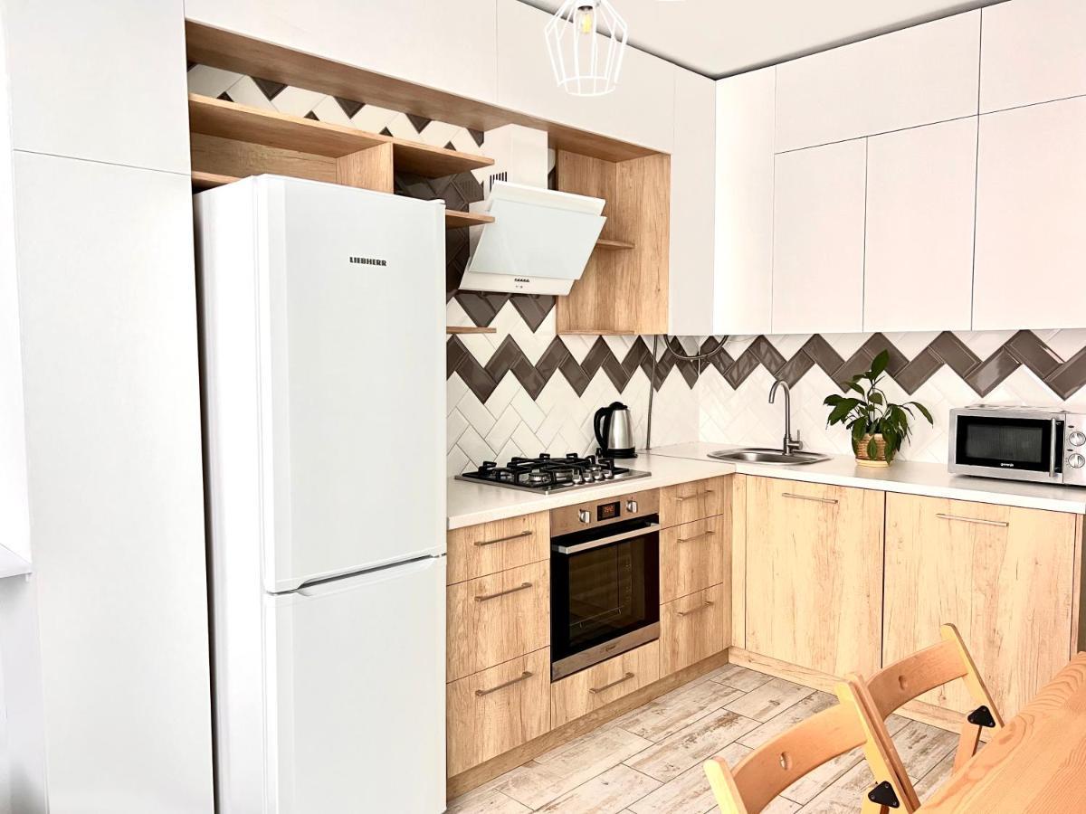 Osapart Cozy Apartment In A Complex Semycvit Lemberg Exterior foto