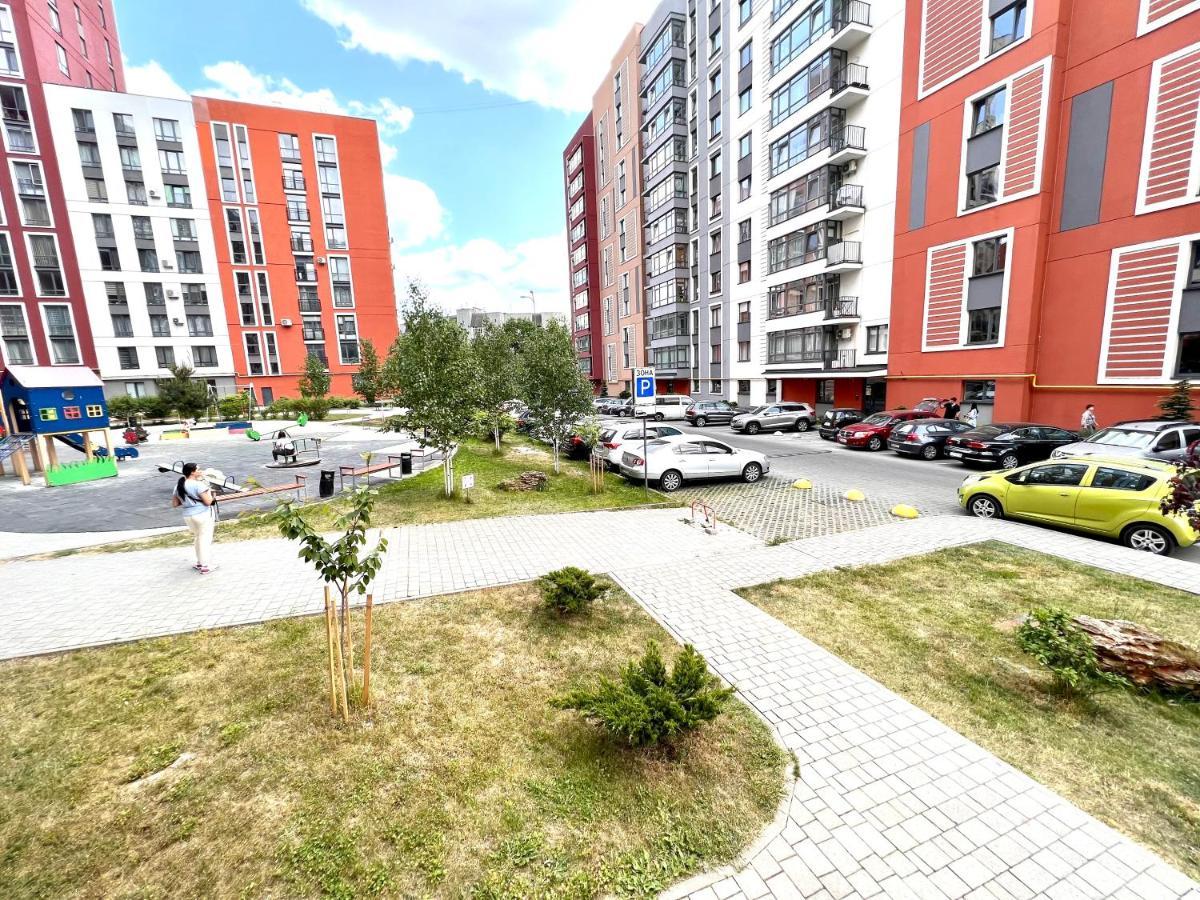 Osapart Cozy Apartment In A Complex Semycvit Lemberg Exterior foto